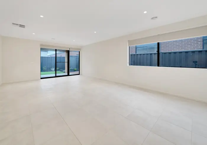 28 Festivity Street, Tarneit, VIC, Tarneit - Thumbnail 5