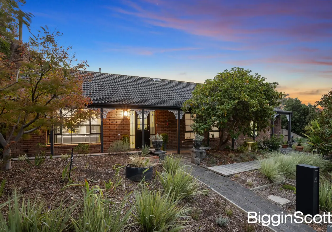 4 Brompton Close, Frankston South, VIC, Frankston South - Thumbnail 2