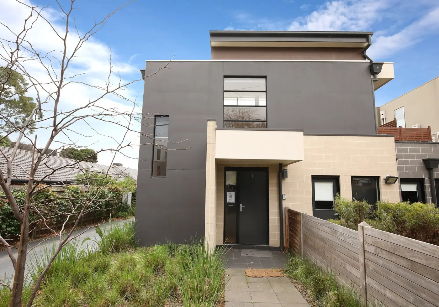 1/90 Thames Street, Box Hill, VIC, Box Hill - Thumbnail 2