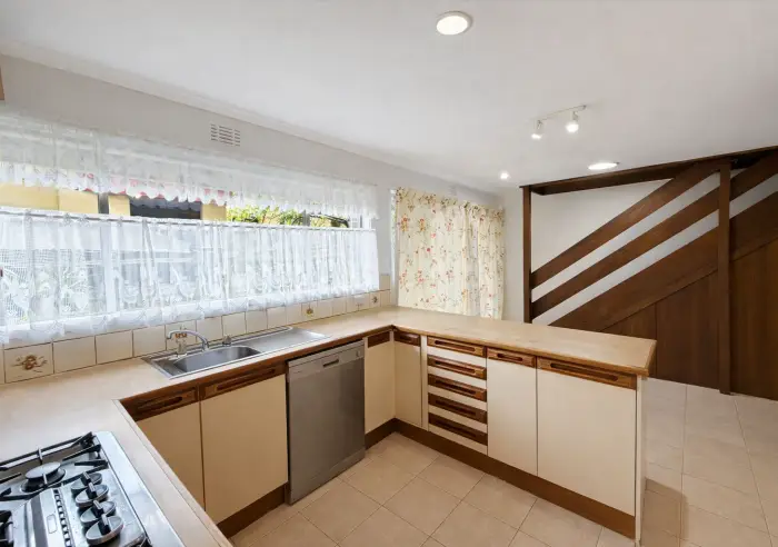 60 Bruce Street, Mount Waverley, VIC, Mount Waverley - Thumbnail 4