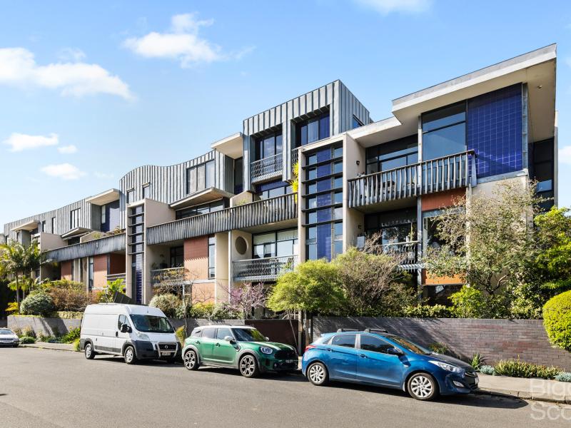  LEAFY LOCATION. DISTINCTIVE DESIGN. LIFESTYLE FOCUS 1 BEDROOM APARTMENT 