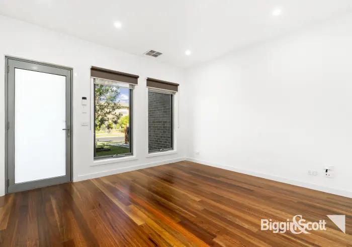 8 Creswick Street, Laverton, VIC, Laverton - Thumbnail 3