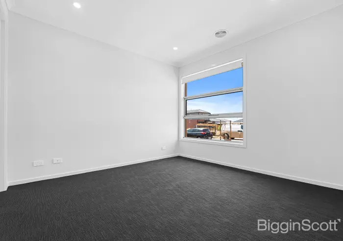 6 Loch Street, Thornhill Park, VIC, Thornhill Park - Thumbnail 4