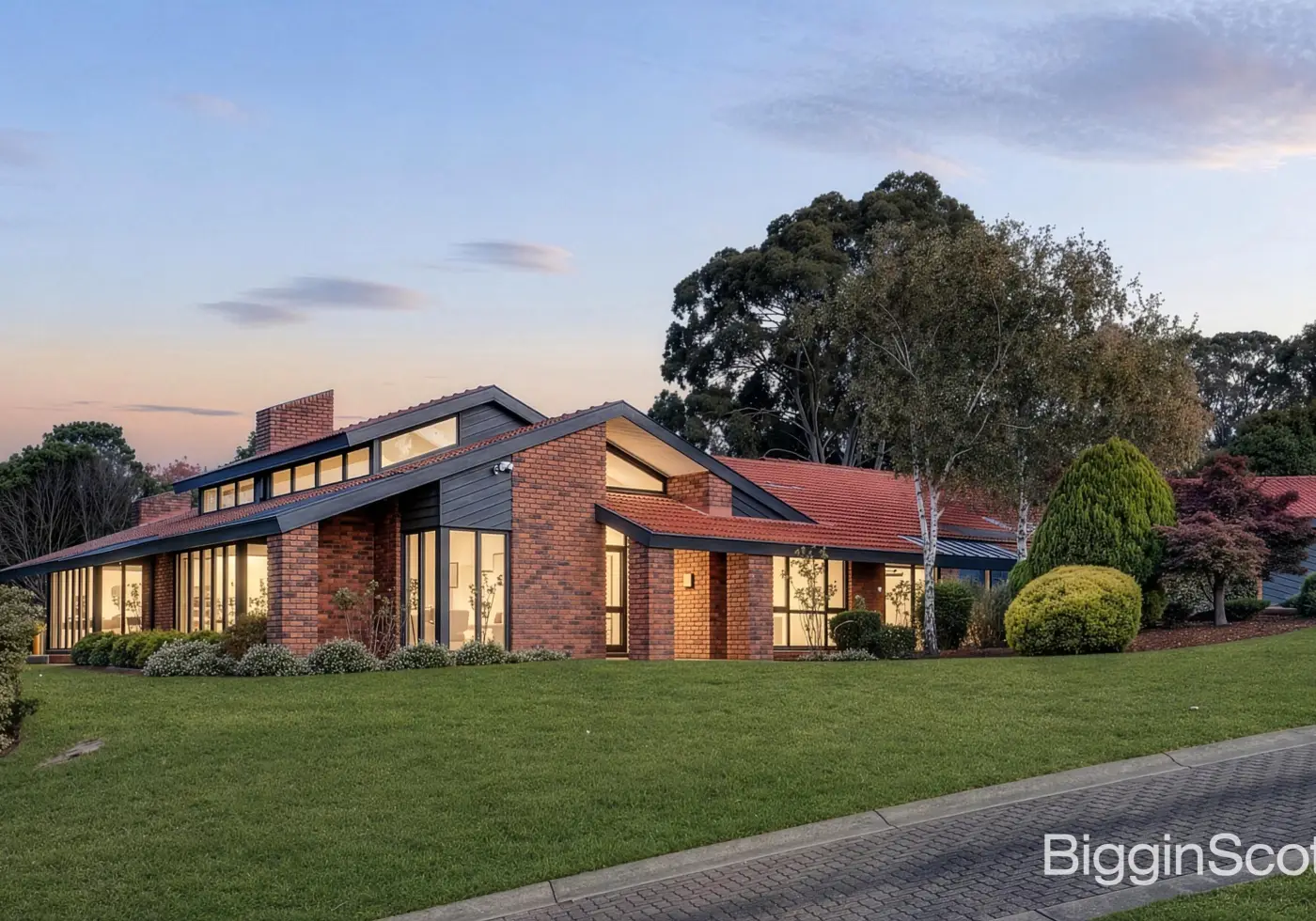 1 Leanne Court, Doncaster East, VIC, Doncaster East - Thumbnail 2