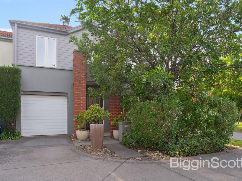 Relaxed Living in a Quiet Mews Setting