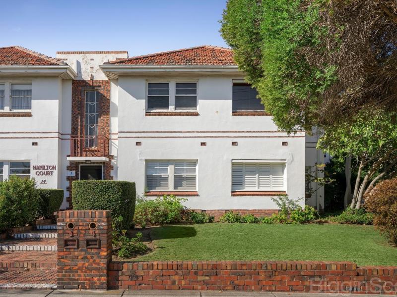Hamilton Court – A 1940s Art Deco Showpiece of Rare Distinction