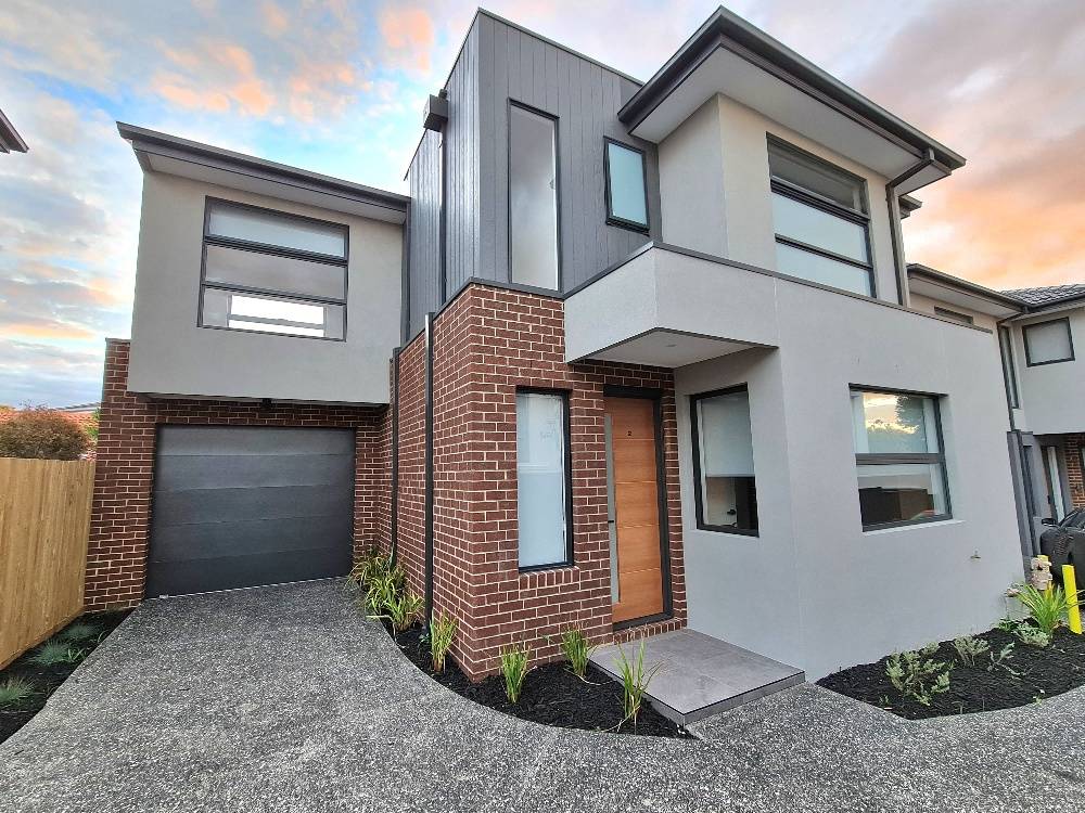 2/17 Northcliffe Rd