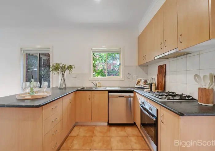 1/37 Warrs Road, Maribyrnong, VIC, Maribyrnong - Thumbnail 5