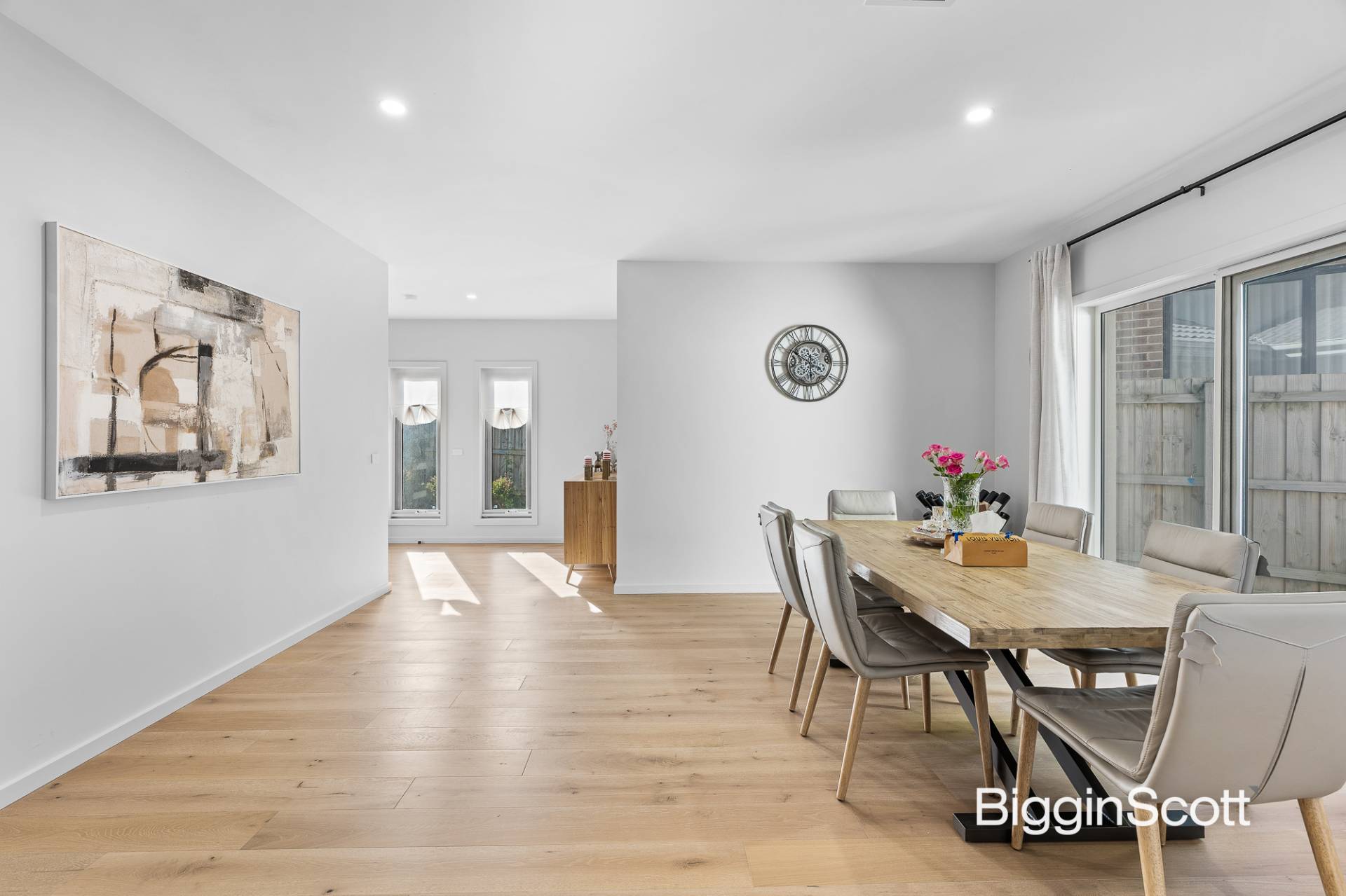 2/15 Packham Crescent, Glen Waverley - Thumbnail 4