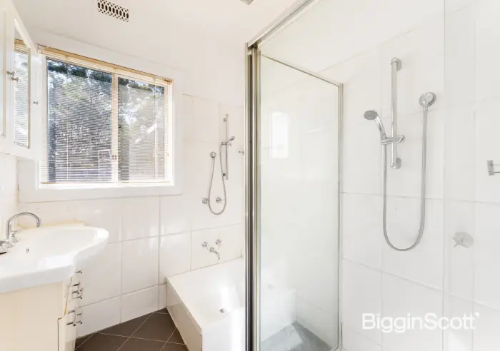 5 Ormond Ave, Mitcham, VIC, Mitcham - Thumbnail 3