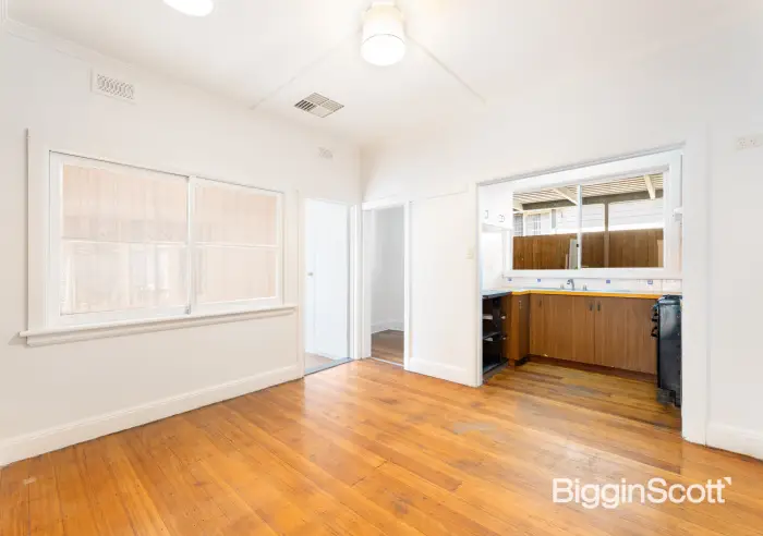 5 Ormond Ave, Mitcham, VIC, Mitcham - Thumbnail 4