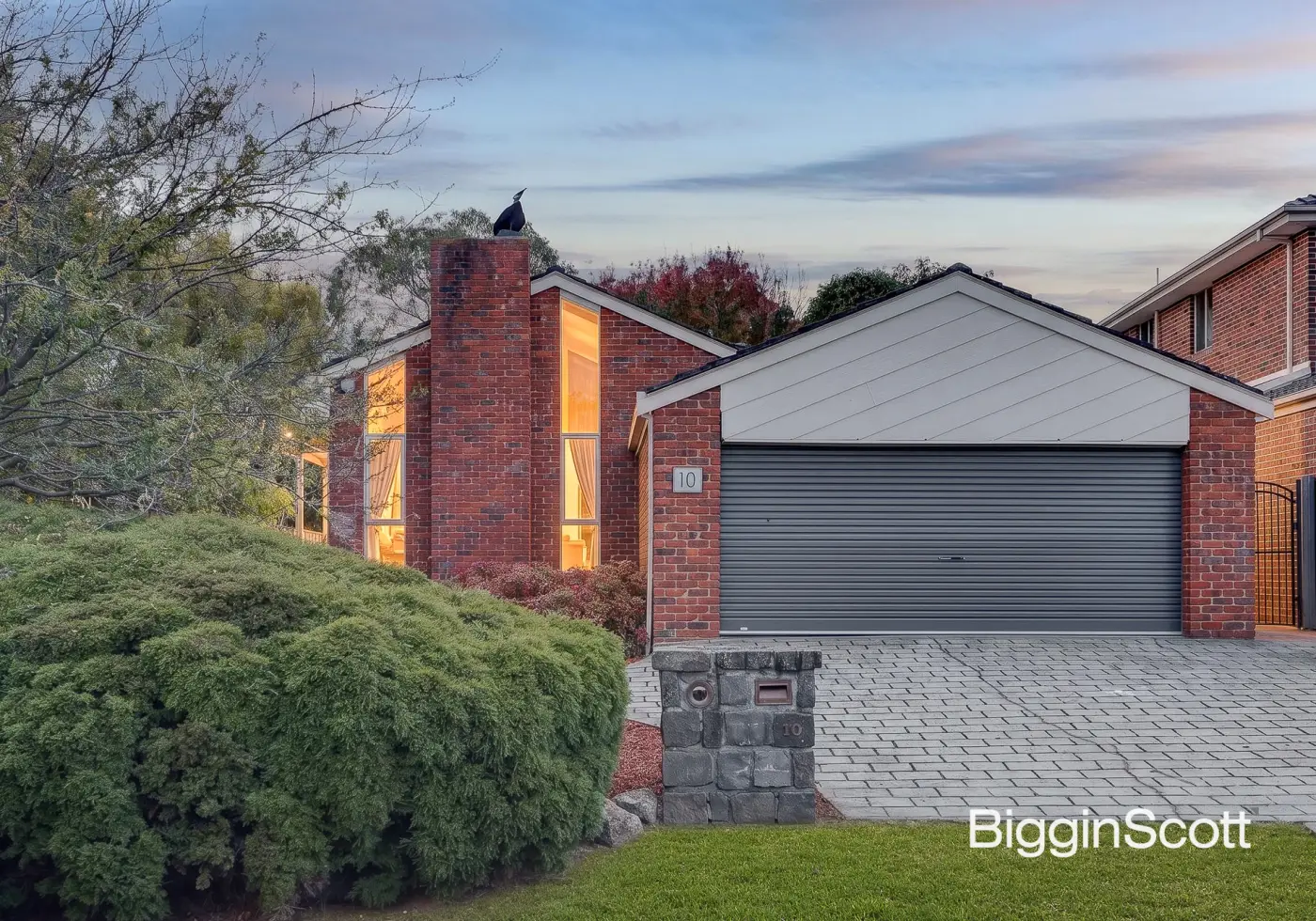 10 Markhill Place, Knoxfield, VIC, Knoxfield - Thumbnail 2