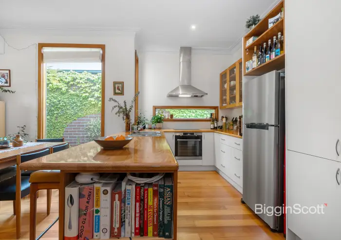 32 Corsair Street, Richmond, VIC, Richmond - Thumbnail 3