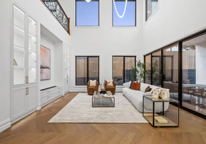 2 Mantell Street, Doncaster East, VIC, Doncaster East - Thumbnail 4
