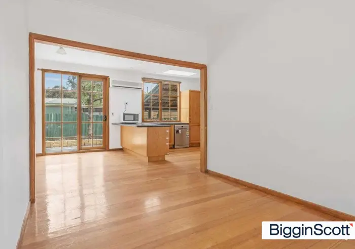 29 Thompson Court, Werribee, VIC, Werribee - Thumbnail 3
