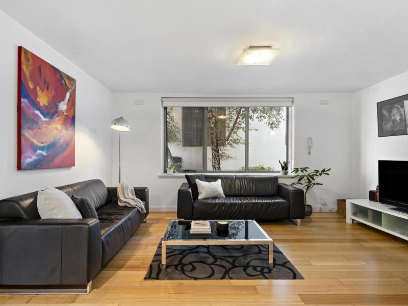 Stylish, Light-Filled Living in the Heart of Prahran