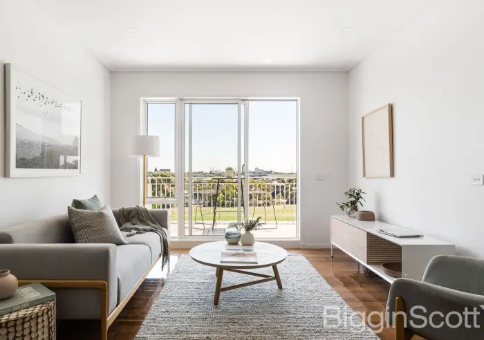 33/8 Graham Street, Port Melbourne, VIC, Port Melbourne - Thumbnail 3