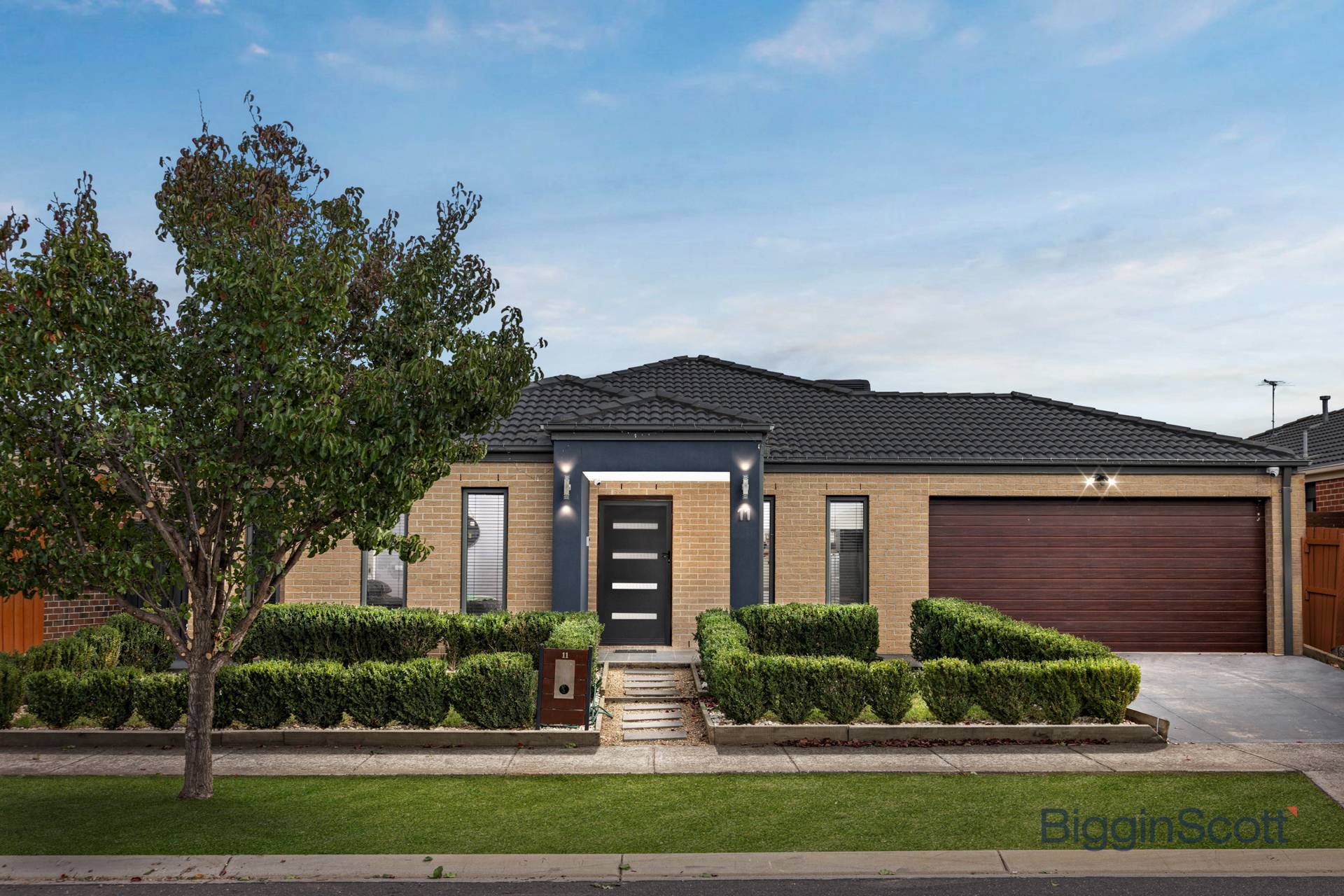 11 Amelie Parade, Tarneit VIC 3029, Tarneit - Thumbnail 2
