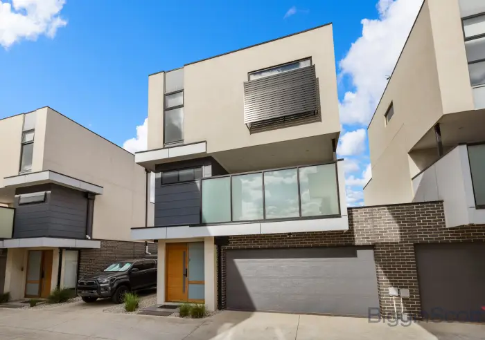 8/13 Vinko Court, Fraser Rise, VIC, Fraser Rise - Thumbnail 3
