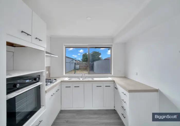 63 Purchas Street, Werribee, VIC, Werribee - Thumbnail 5