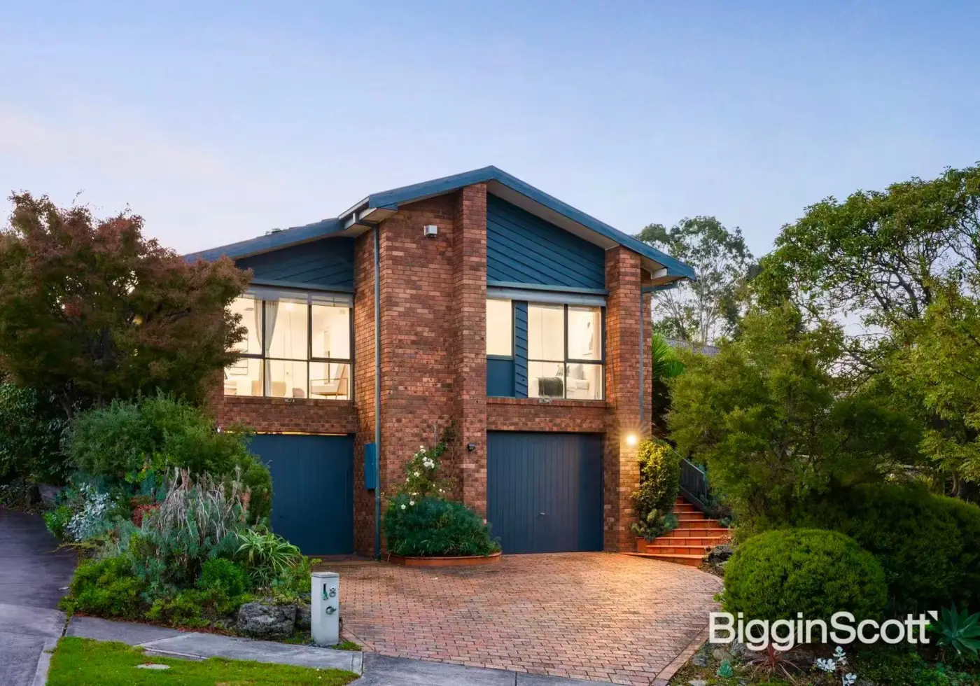 8 Nolan Close, Doncaster East, VIC, Doncaster East - Thumbnail 2