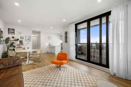 Light, Space and Skyline Views