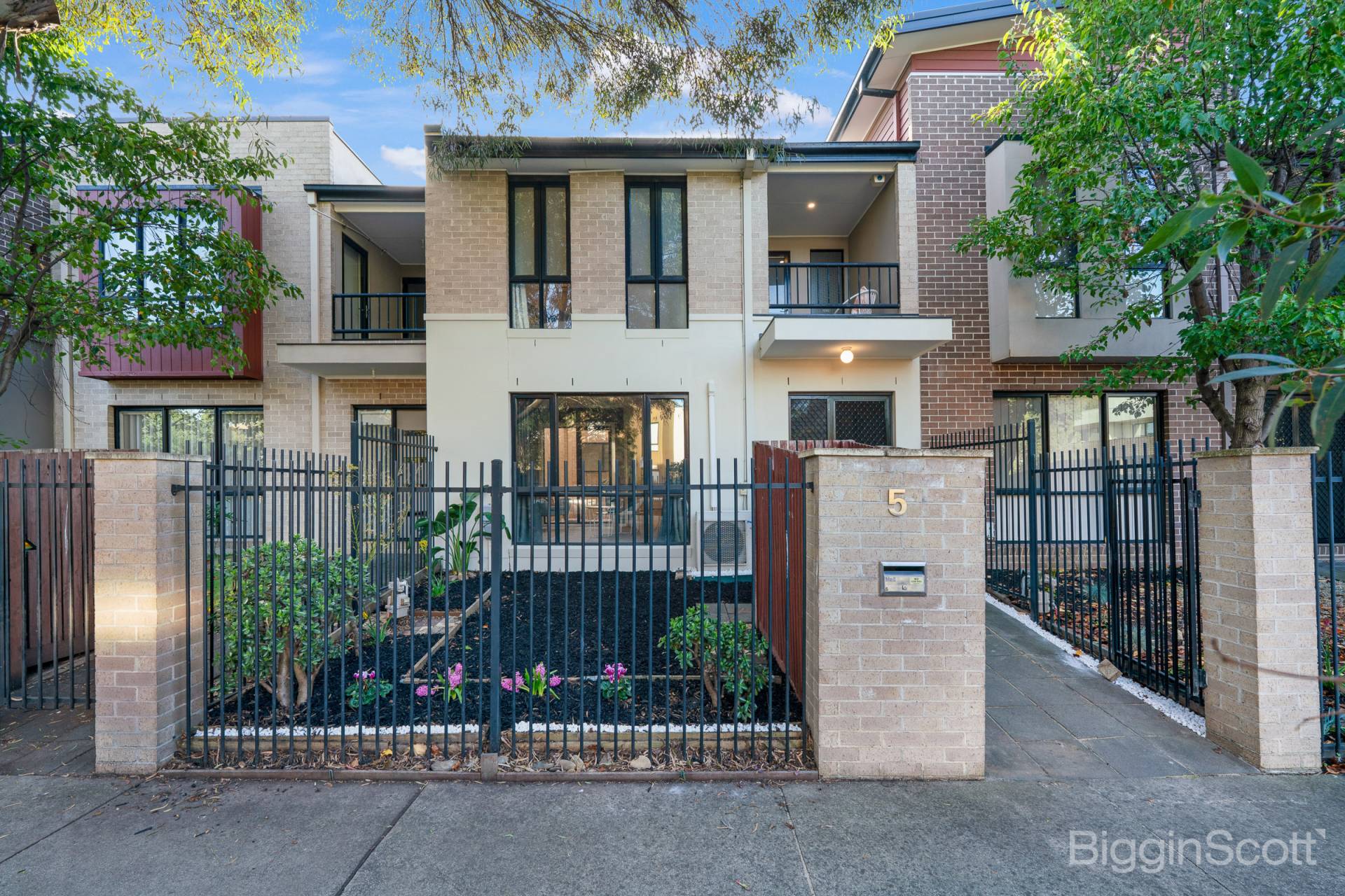 5 Crefden Street, Maidstone VIC 3012