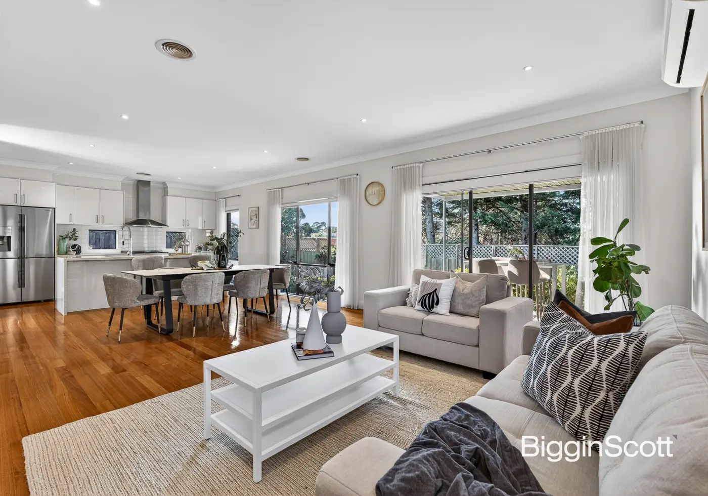 2/40 Leonie Avenue, Mount Waverley, VIC, Mount Waverley - Thumbnail 2