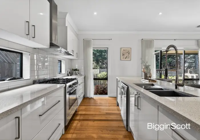 2/40 Leonie Avenue, Mount Waverley, VIC, Mount Waverley - Thumbnail 5