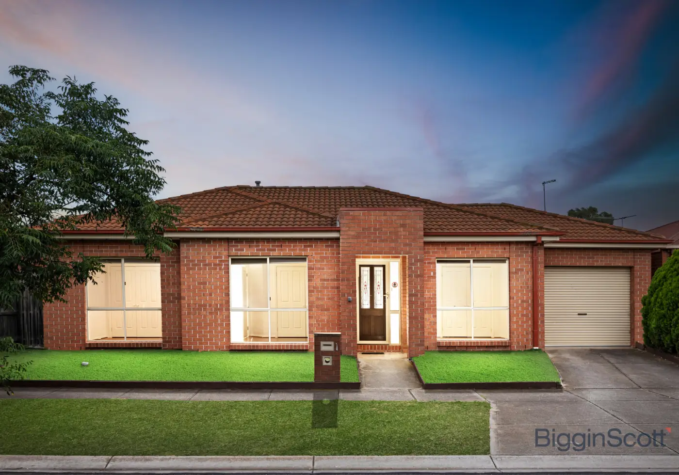 1 Odessa Court, Werribee, VIC, Werribee - Thumbnail 2