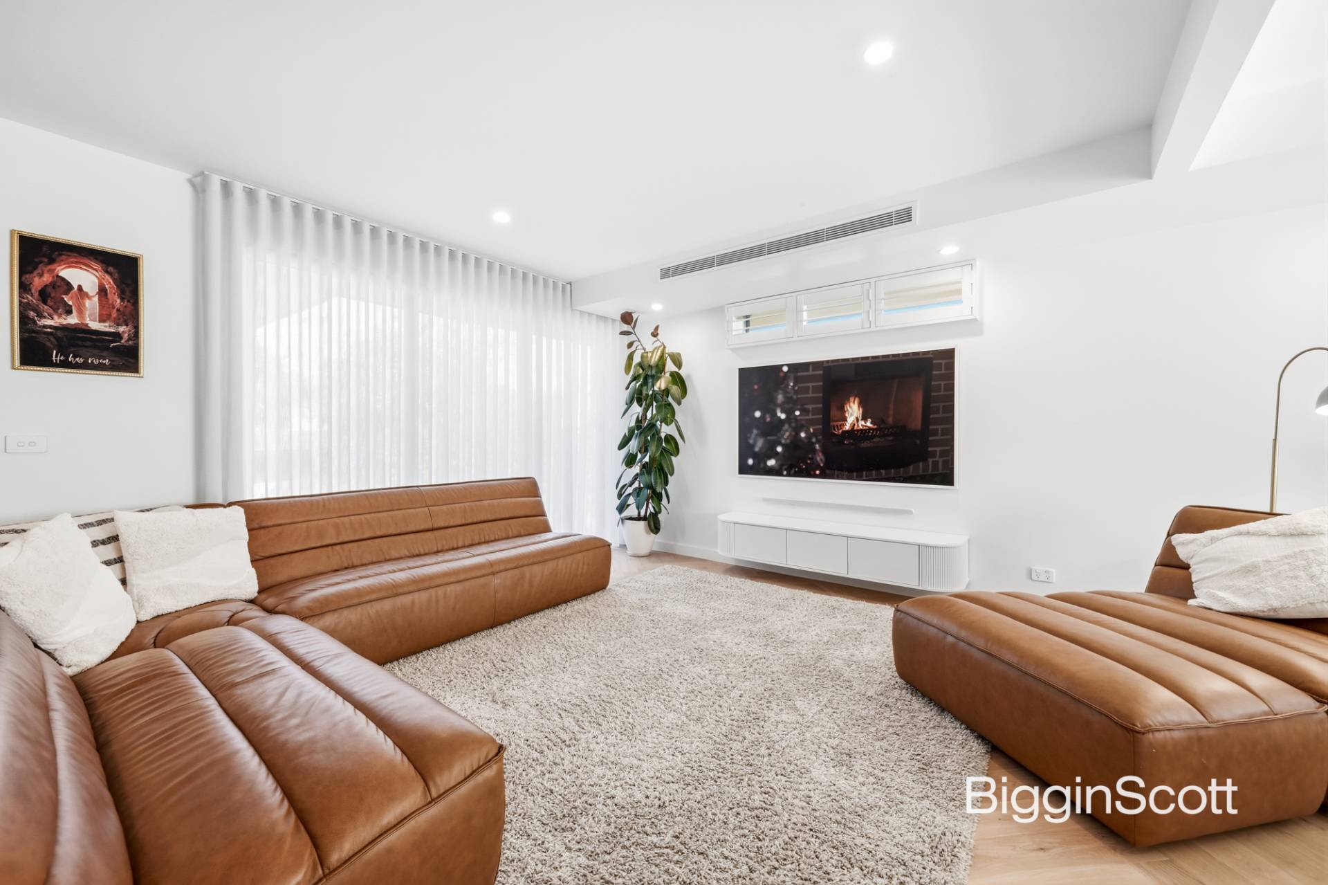 25 Larch Crescent, Mount Waverley VIC 3149, Mount Waverley - Thumbnail 2