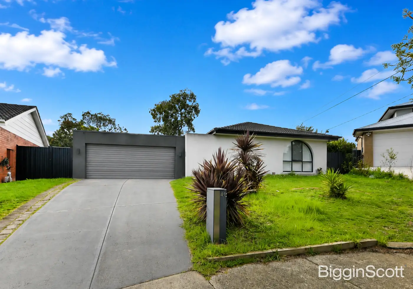 49 Calderwood Avenue, Wheelers Hill, VIC, Wheelers Hill - Thumbnail 2