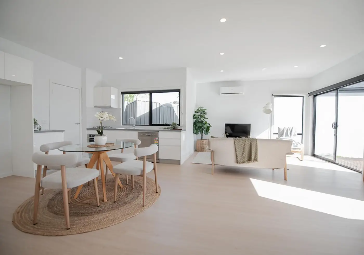 4/1 Apple Court, Doveton, VIC, Doveton - Thumbnail 2