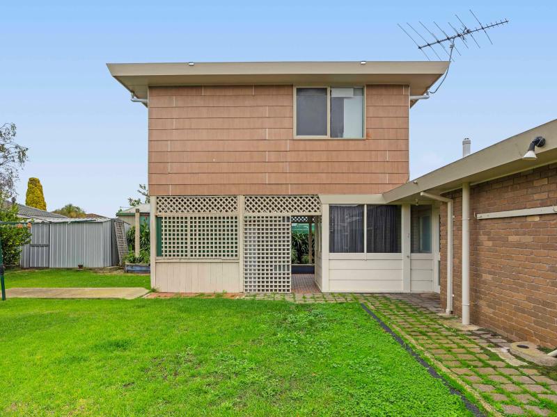 Charming Studio Flat in Grovedale