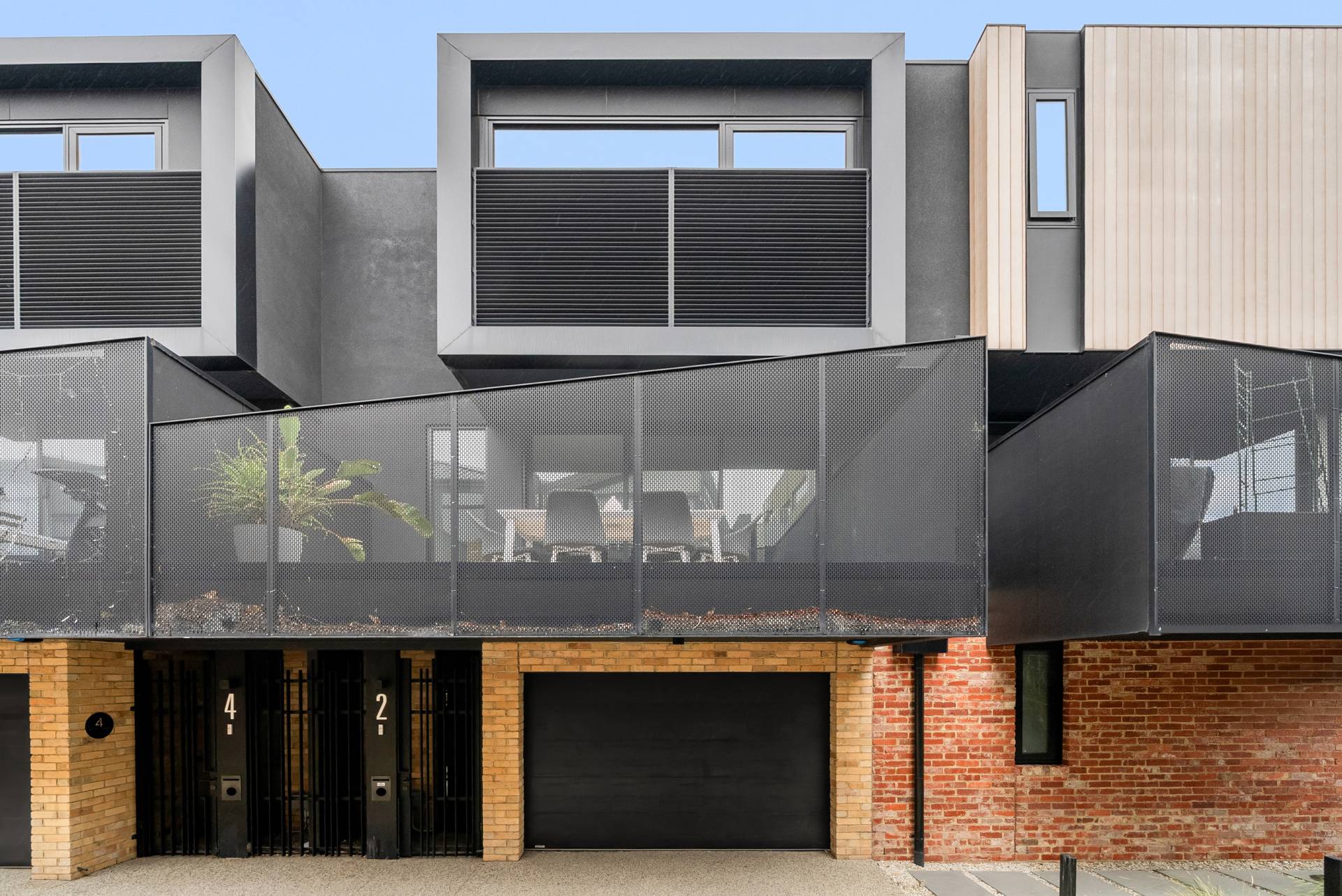 2 Carrick Lane, Strathmore VIC 3041