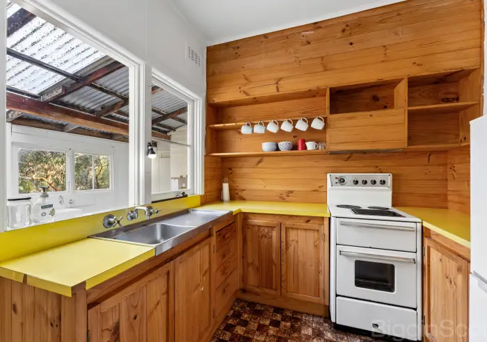 13 Forest Avenue, Hepburn Springs, VIC, Hepburn Springs - Thumbnail 4