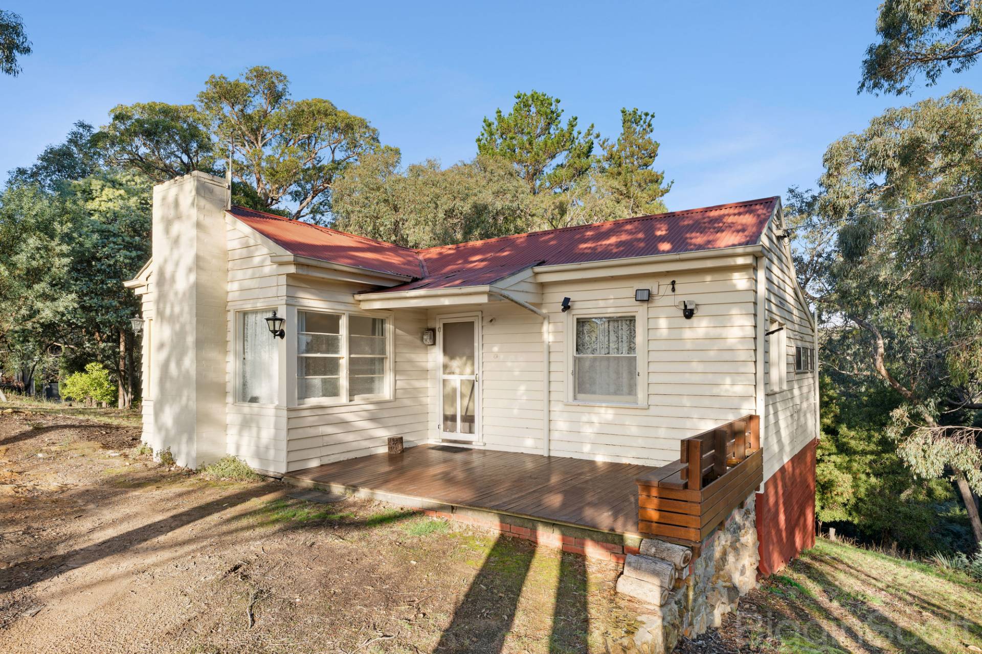 13 Forest Avenue, Hepburn Springs - Image 1