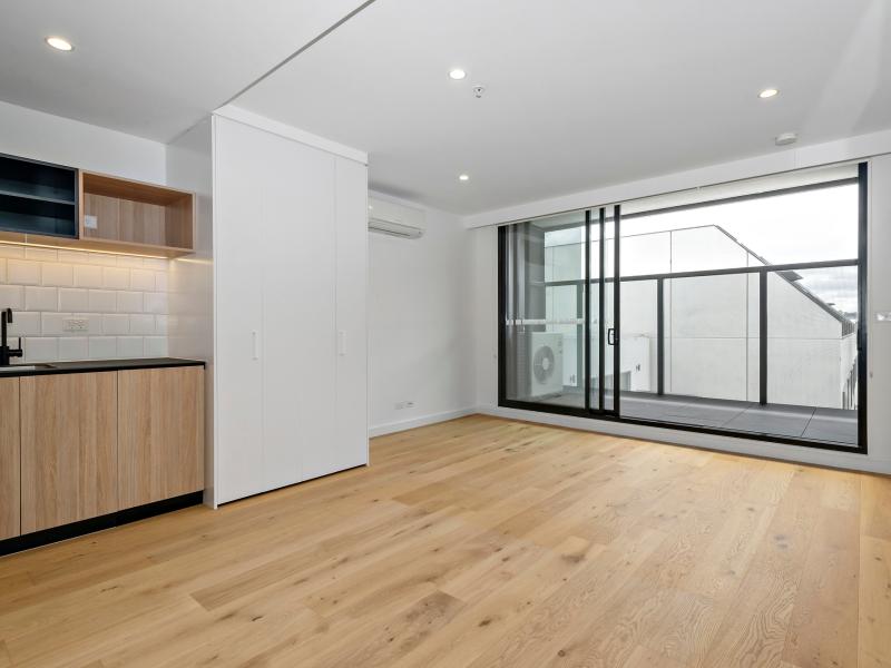CONTEMPORARY RICHMOND APARTMENT IN THE ICONIC BILLY & CO BUILDING
