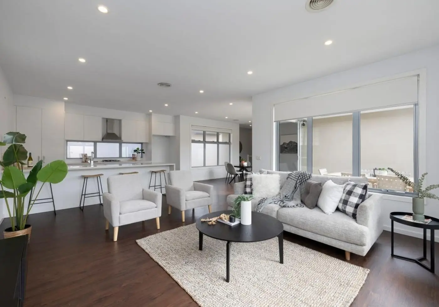2/4 Keith Ave, Edithvale, VIC, Edithvale - Thumbnail 2