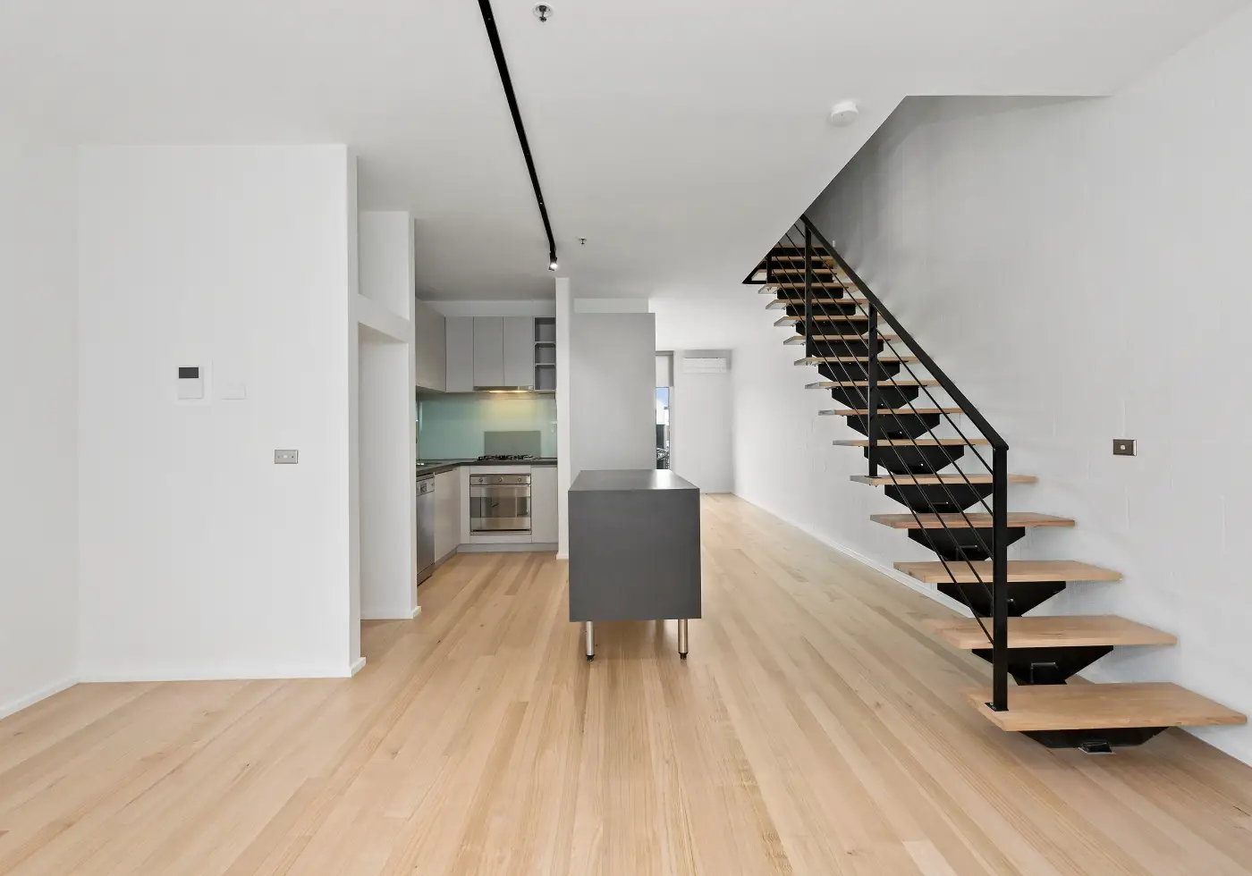 407/10 Hillingdon Place, Prahran, VIC, Prahran - Thumbnail 2