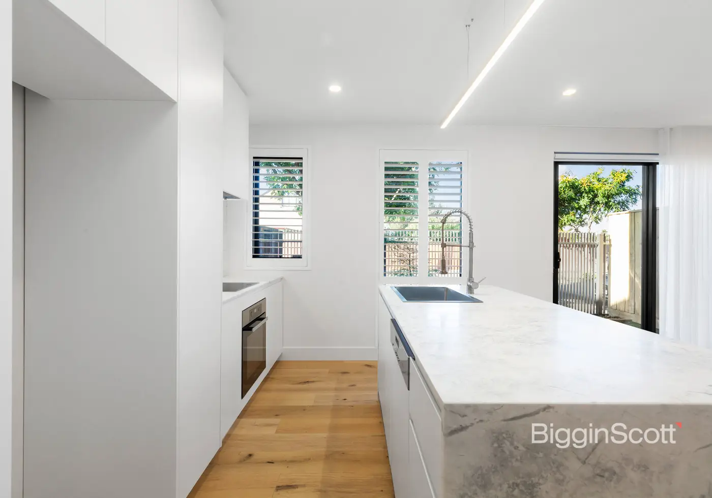 28 Cameron Street, Richmond, VIC, Richmond - Thumbnail 2