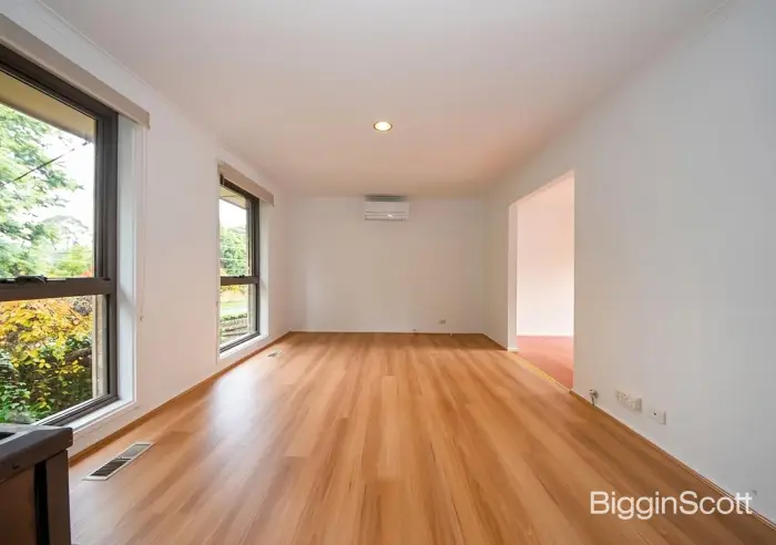 25 McDermott Avenue, Mooroolbark, VIC, Mooroolbark - Thumbnail 3