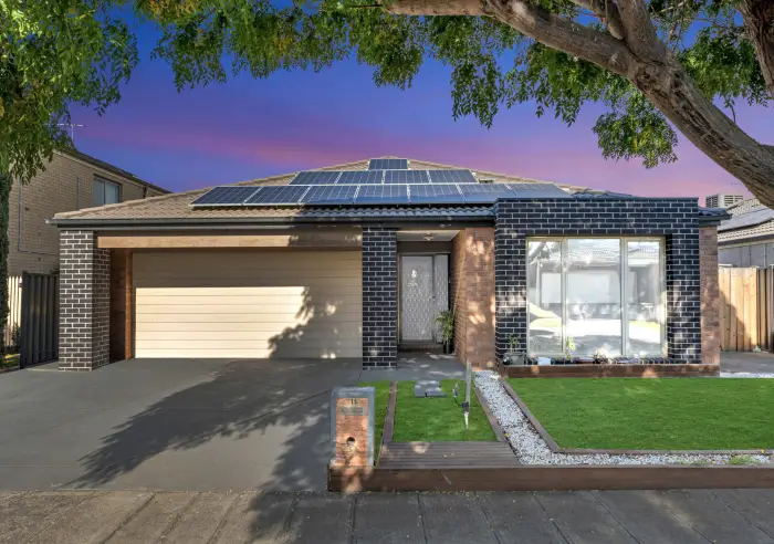 15 Elsmore Street, Tarneit, VIC, Tarneit - Thumbnail 3