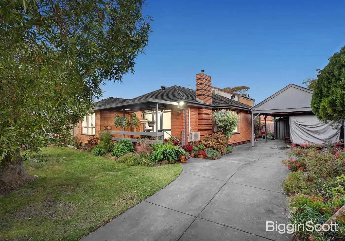 42 Margate Crescent, Glen Waverley, VIC, Glen Waverley - Thumbnail 2