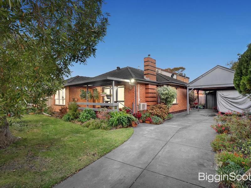 Comfortable and Convenient Family Home in a Great Location