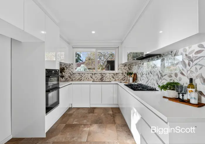 18 Brighton Street, Glen Waverley, VIC, Glen Waverley - Thumbnail 4