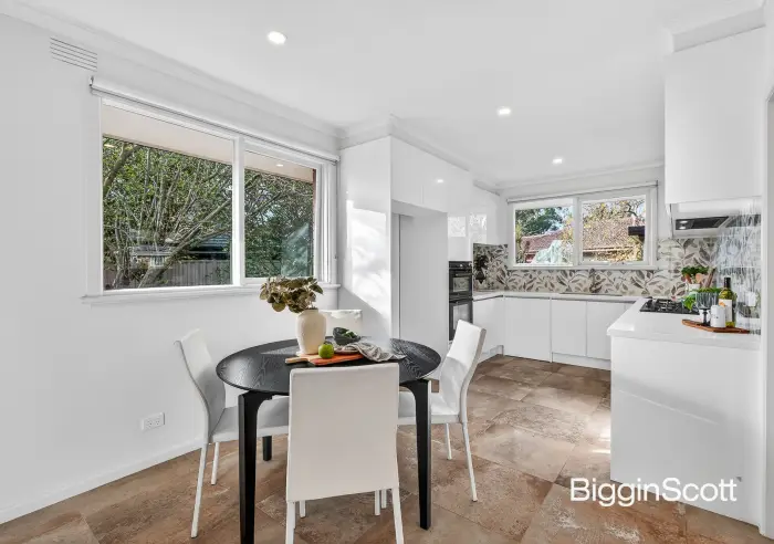 18 Brighton Street, Glen Waverley, VIC, Glen Waverley - Thumbnail 5