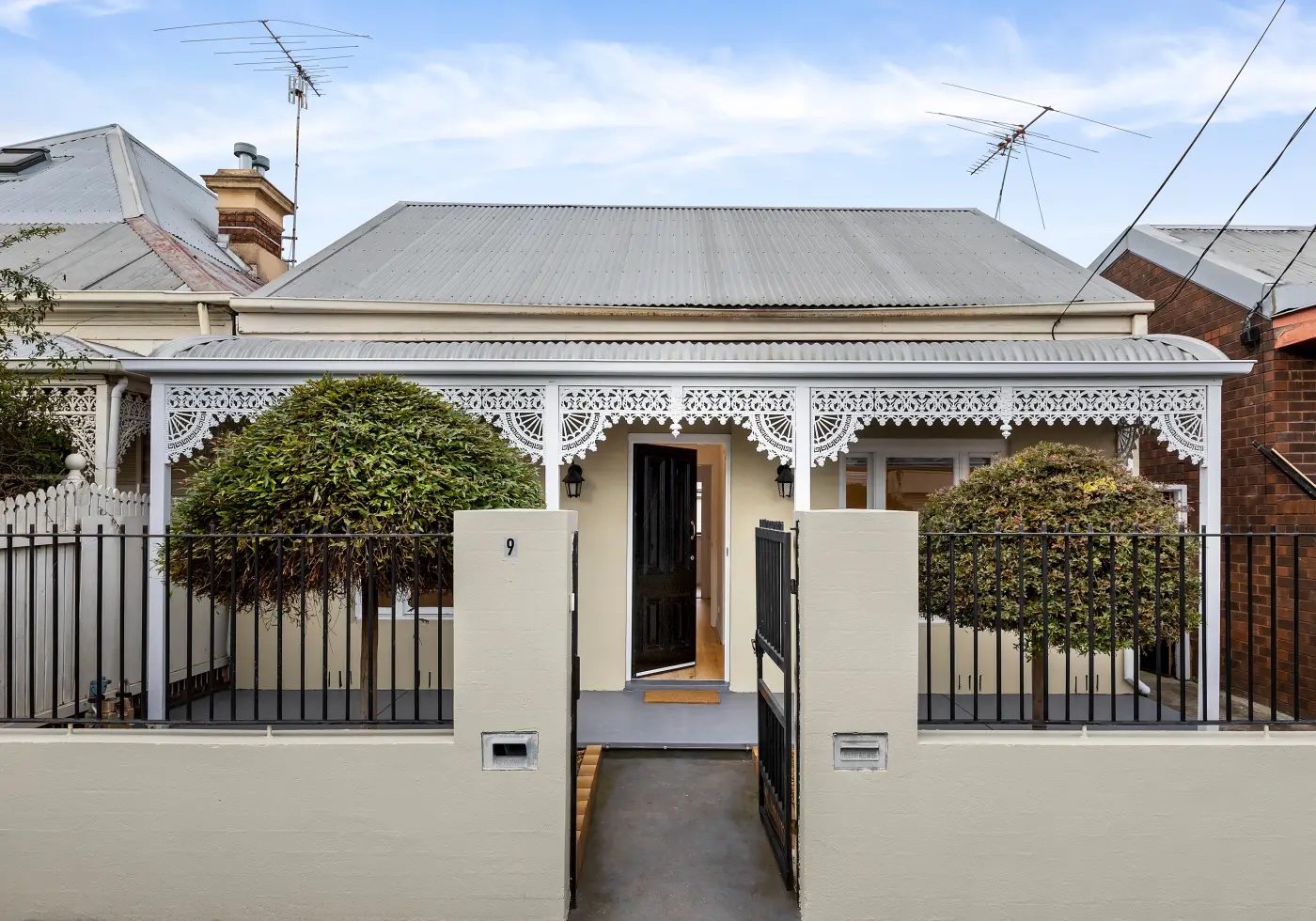 9 Hyland Street, South Yarra, VIC, South Yarra - Thumbnail 2