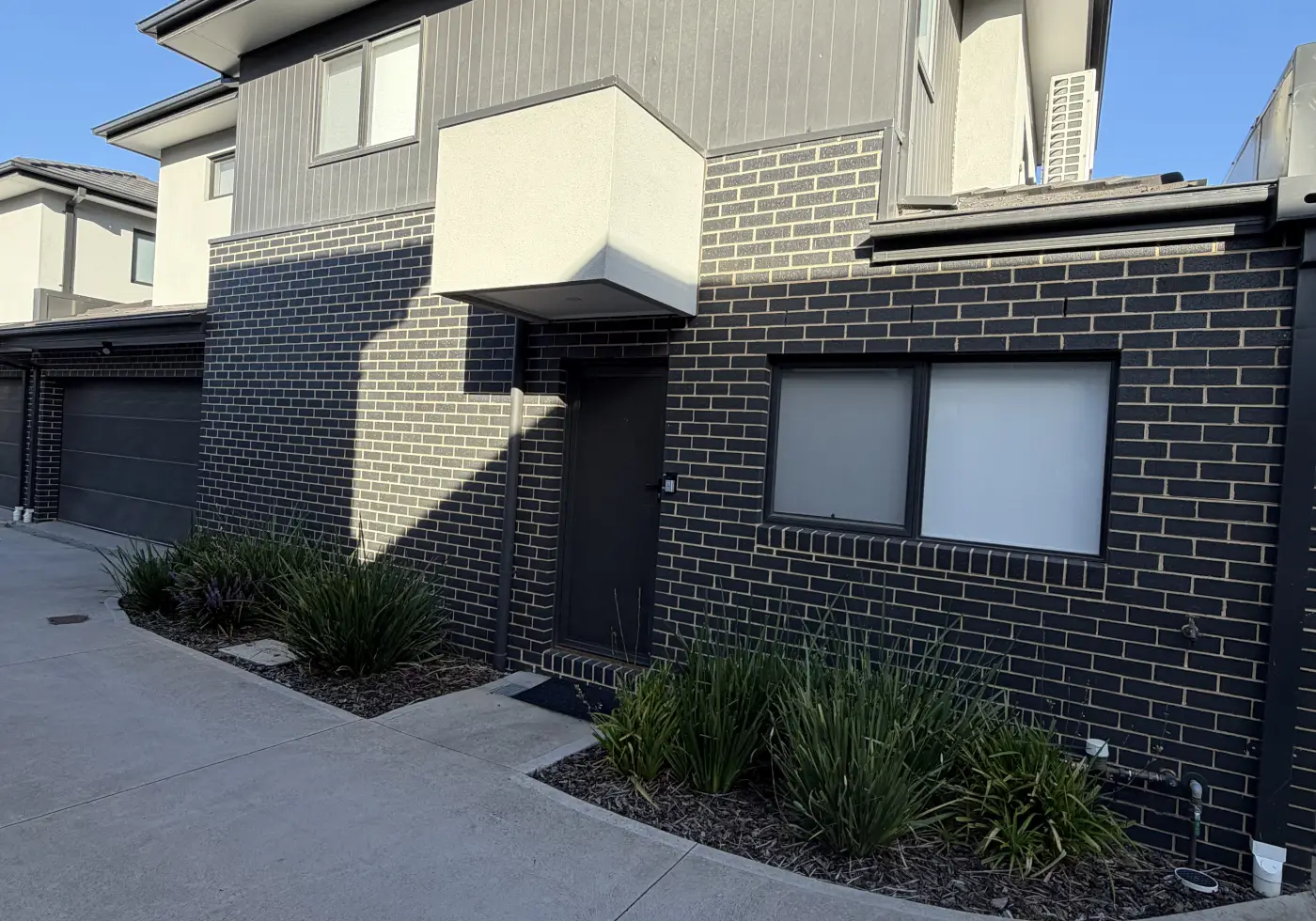 2/15 Hillcrest Drive, Westmeadows, VIC, Westmeadows - Thumbnail 2