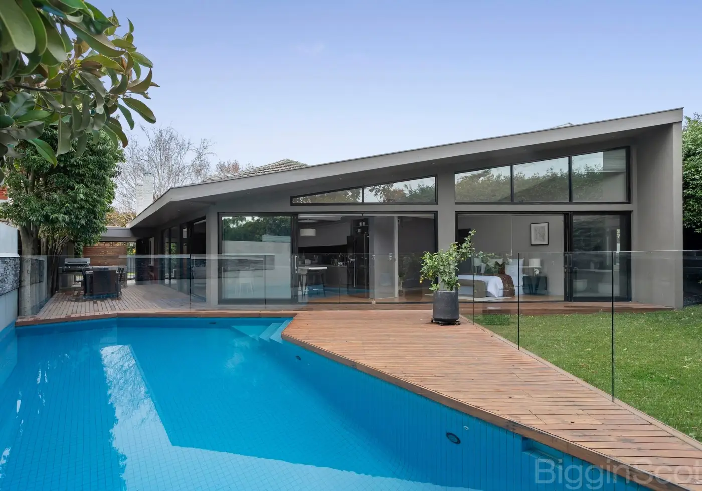 4 Brentani Avenue, Elsternwick, VIC, Elsternwick - Thumbnail 2